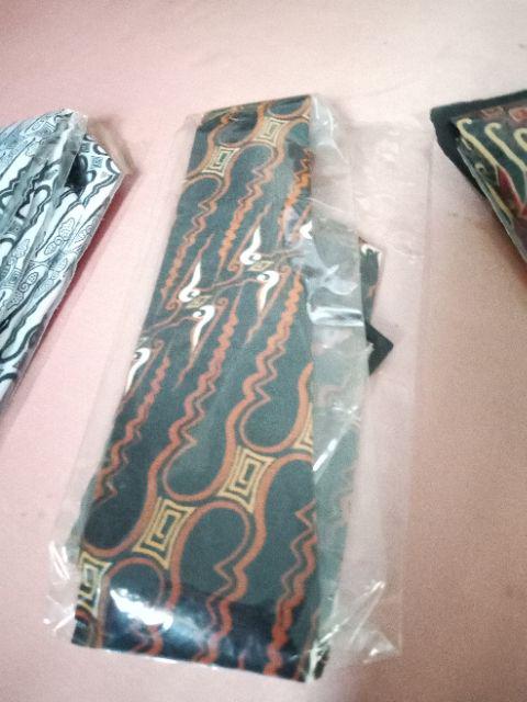 Dasi Batik Parang Putih Dasi Sanwos Dasi Solo(