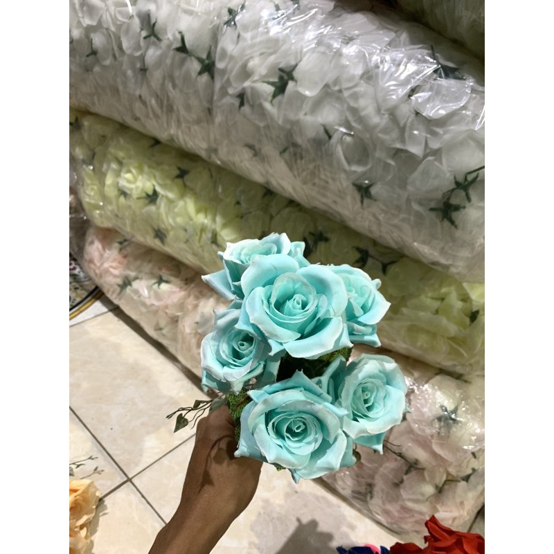Tangkai Mawar K6 Bludru Import/Bunga Mawar/Artificial/Bunga Palsu/Hiasan/Dekorasi-BIRU MUDA