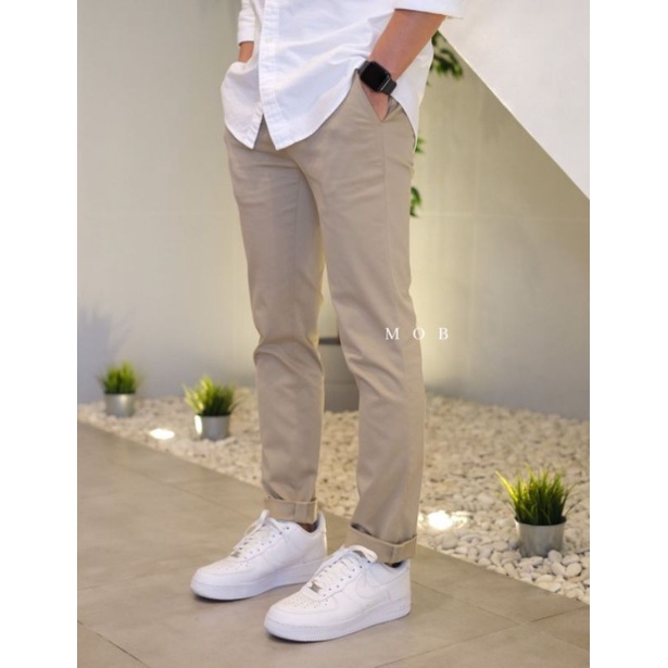 Banana Republic Aiden Slim Rapid Movement Chino Khaki