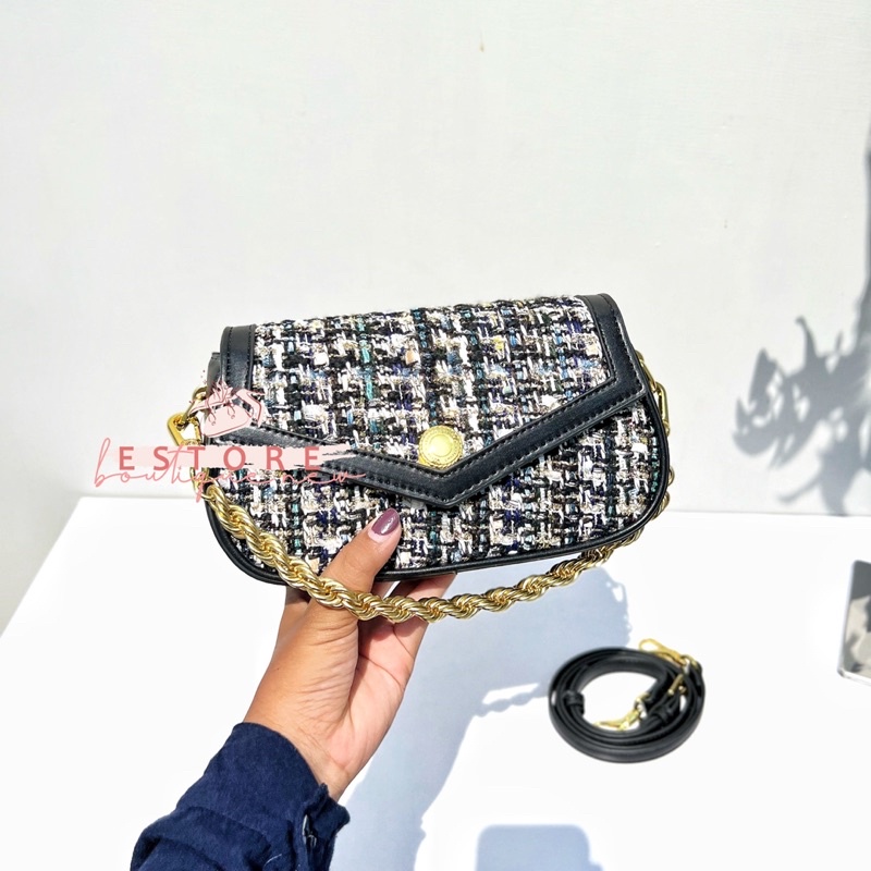 C Este Printed Chain Handle Bag