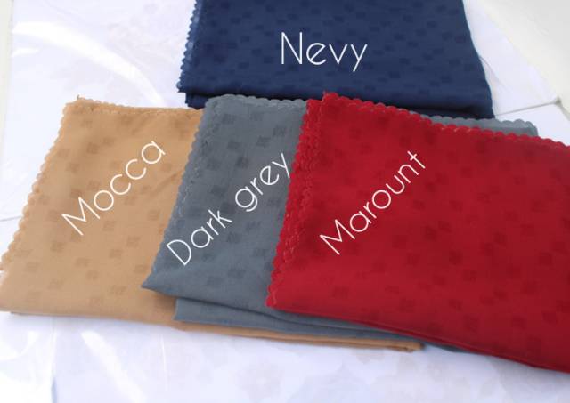 Jilbab segi empat poton blueberry laser cut-2