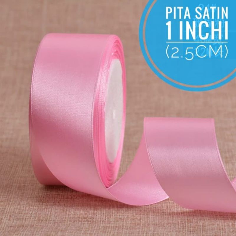 

Pita Satin 2.5cm per roll 20 yard / Pita satin 1 inchi 20 yard / Pita Kado - Pink Muda