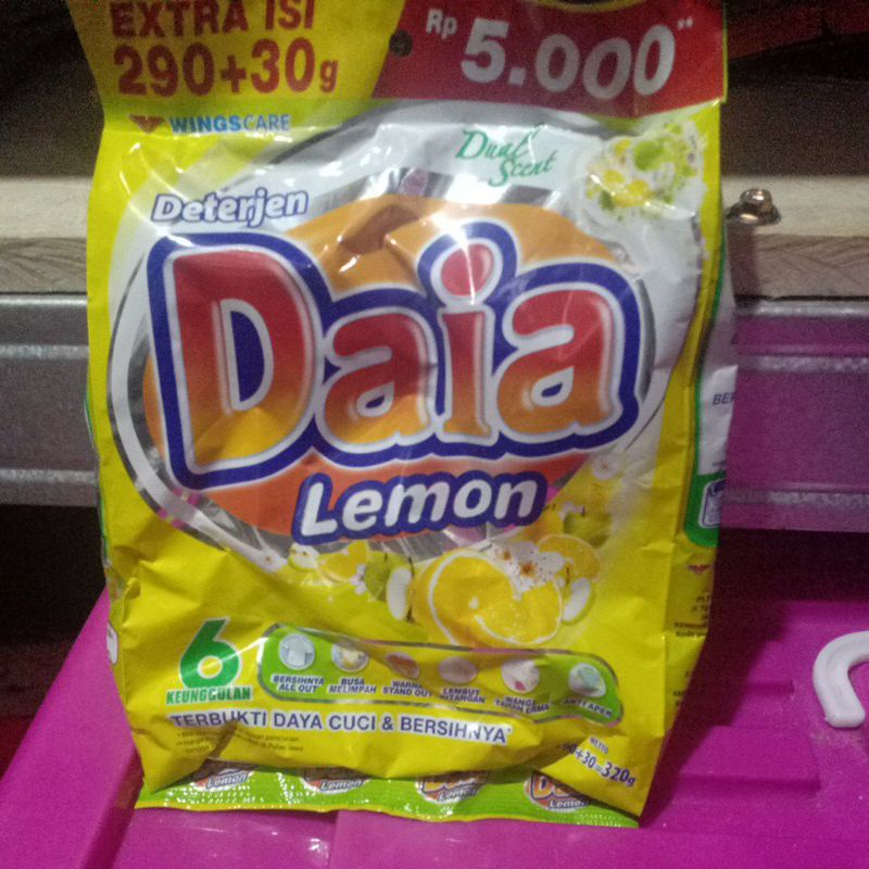 

DITERJEN DAIA LEMON dan PINK