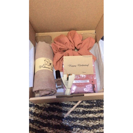 

HAMPERS ULTAH/KADO ULTAH BUAT PACAR