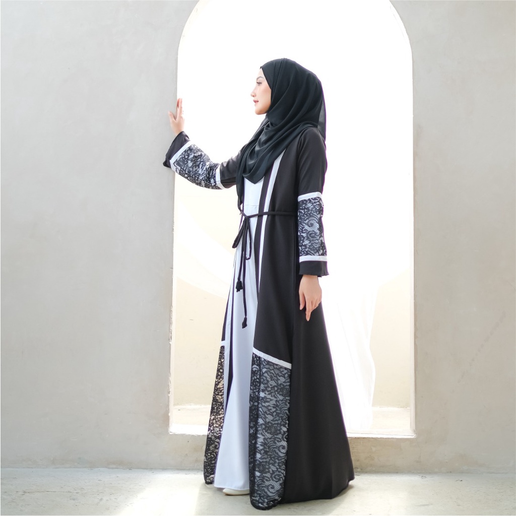 Reysha Abaya Maxi Dress Motif Renda Dikerjakan Oleh Tenaga Ahli 100% Ori Dan Realpict, Exclusive Fashion Gamis Muslim Dengan Desain Outer Aksen Brukat Diatur Bisa COD-White