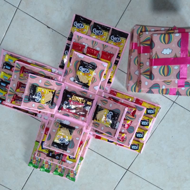 

SNACK BOX BRITHDAY MINI + SNACK. SNACK BOX GIFT. KOTAK SNACK VIRAL TIKTOK