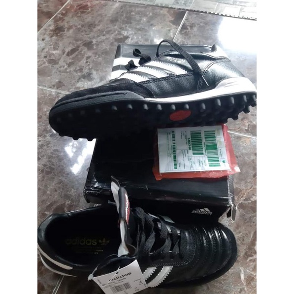 Adidas copa mundial turf