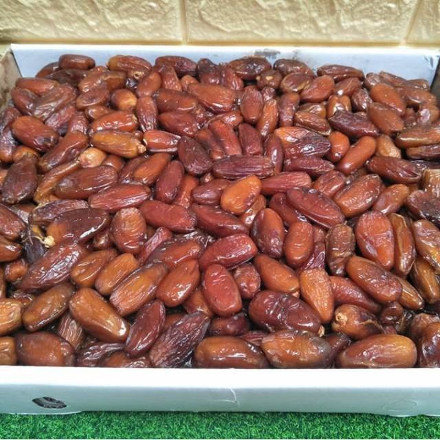 

Kurma Tunisia Madu 5kg Kemasan Dus Premium