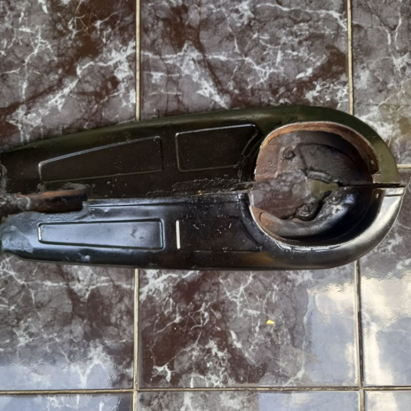 ketengkas tutup rantai honda GL100 GL125 CB100 original