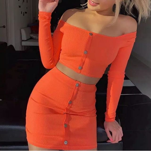 Set knit atasan dan rok mini crop top sexy sabrina CODETG49-329