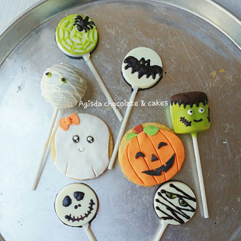 

cookies halloween / cakepop halloween / marshmallowpop halloween / cokelat halloween