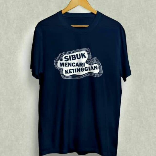 KAOS SIBUK MENCARI KETINGGIAN