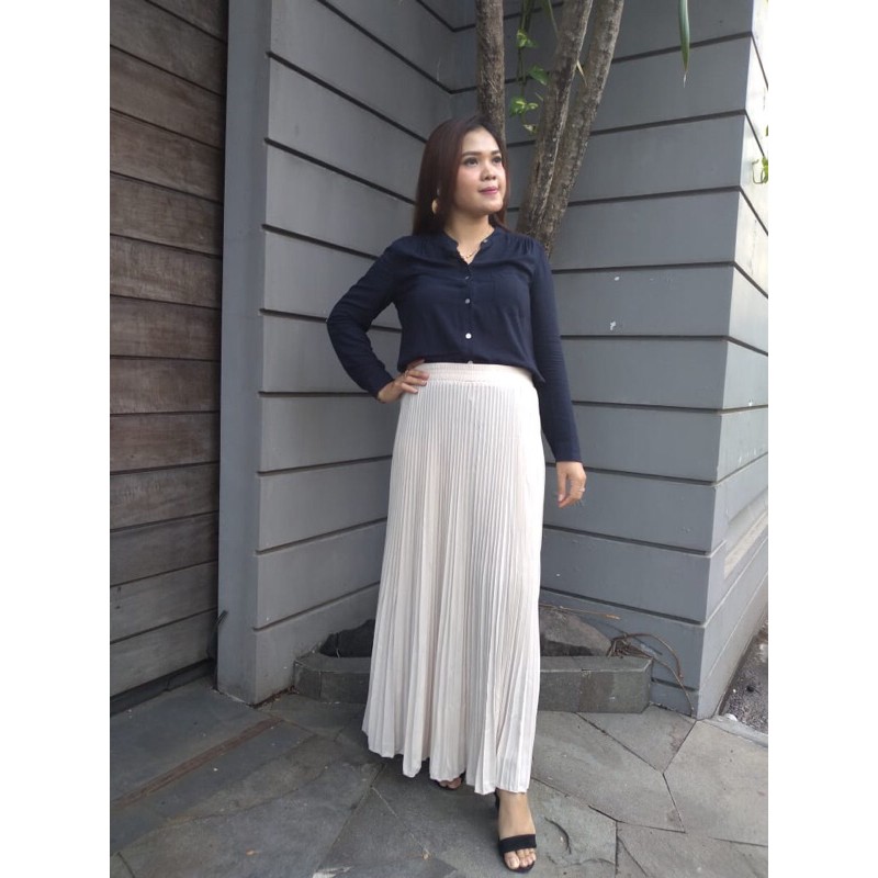 ROK SERA PUTIH TULANG