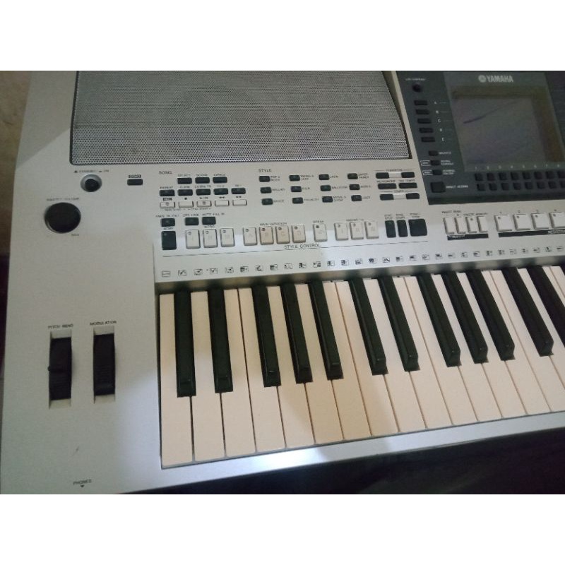 Keyboard Yamaha PSR S700