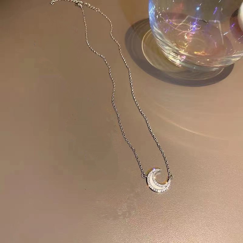 2021new moon kalung untuk Wanita musim panas cahaya mewah high-end niche desain twin sparkling kalun