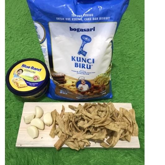 

[KODE PRODUK NTBC77554] kue bawang padang/keripik bawang