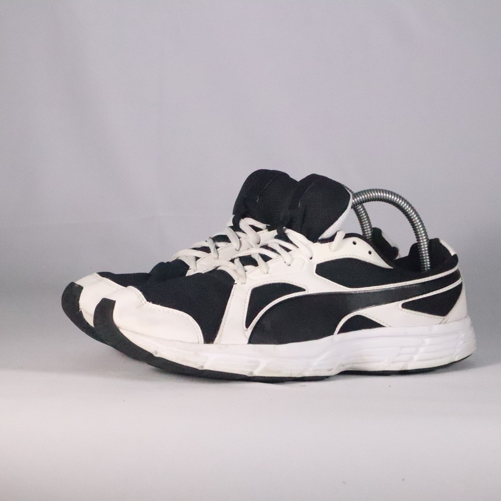 Puma axis v4 best sale