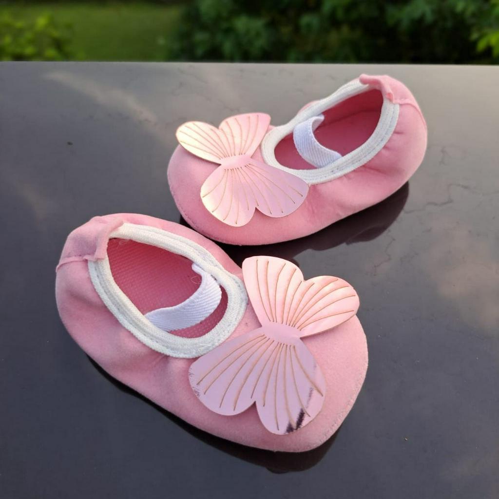 VINANDOZ PRP10 Sepatu baby bayi prewalker 1_12 bulan motif Pita Kupu kupu bahan bulu lembut