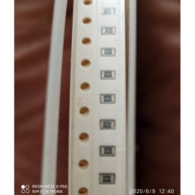 100 pcs resistor smd 240k