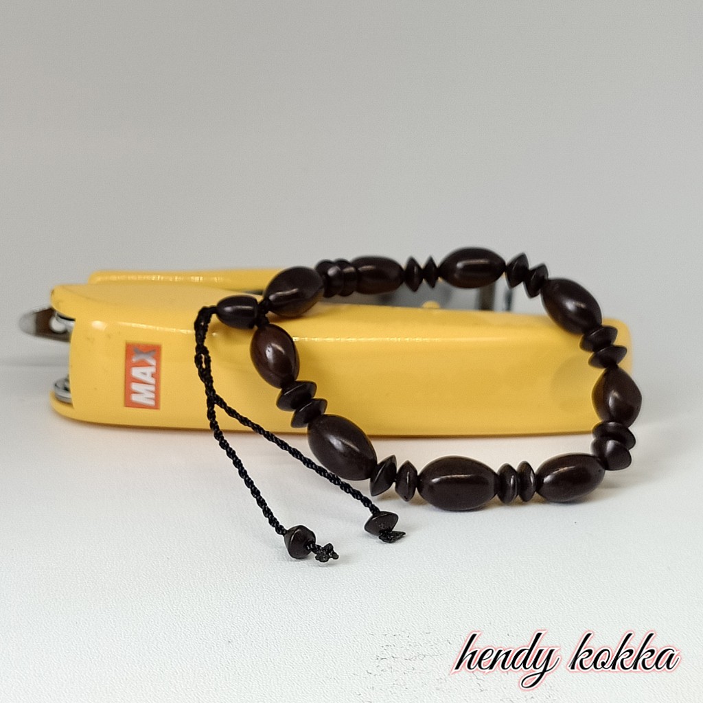 gelang kokka kaukah oval halat kima 2 hitam