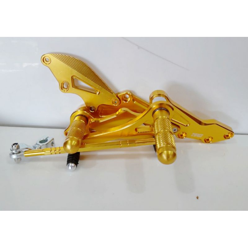 FastBikes - Footstep Underbone Warna Gold Buat Motor Satria FU Bahan Ful lCnc Good Quality