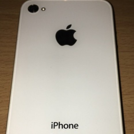 [SOLD] IPHONE 4 WHITE 8GB SECOND