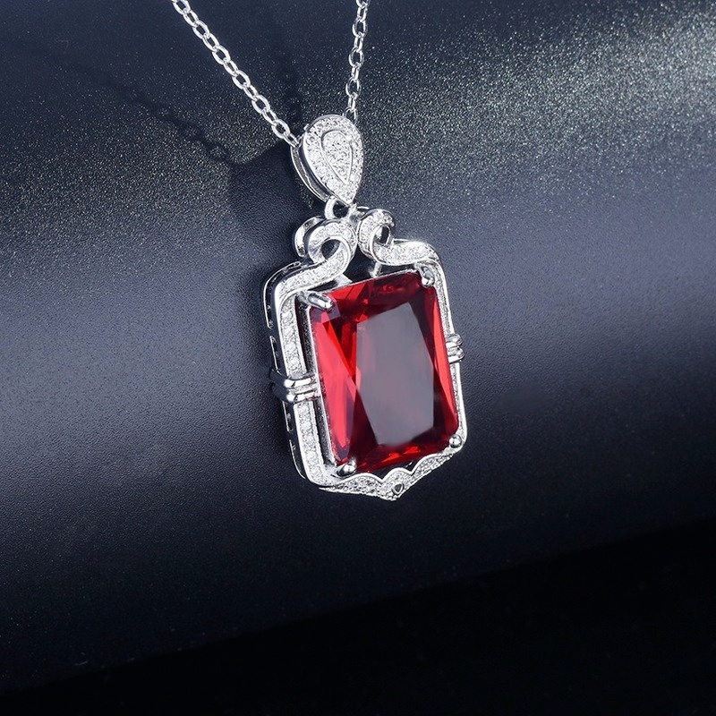 [Ready Stock]Fashion Luxury 18K Gold Plating Colorful Gemstone Pendant Necklace