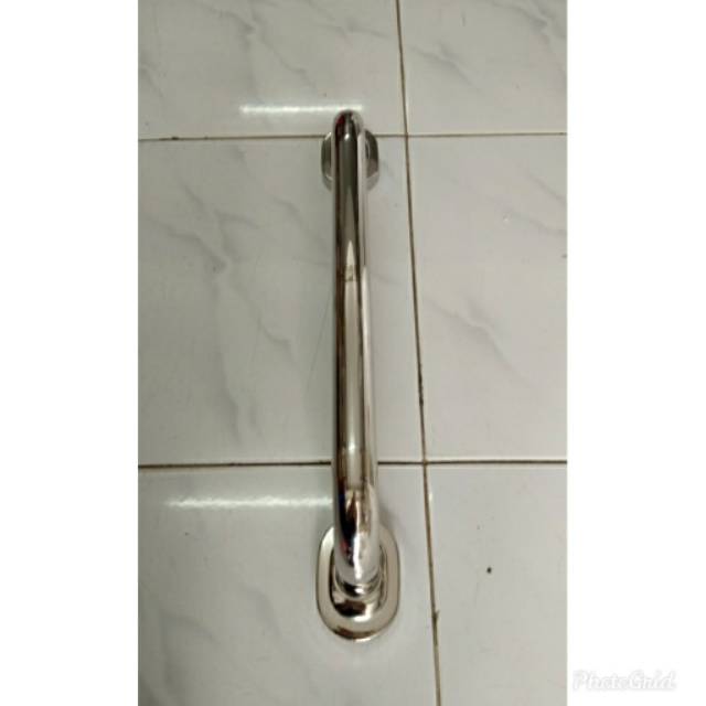 PEGANGAN KAMAR MANDI 50 CM STAINLESS