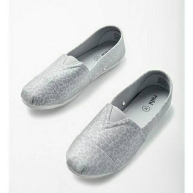 Rubi original 100% Jenna slip on leopard silver
