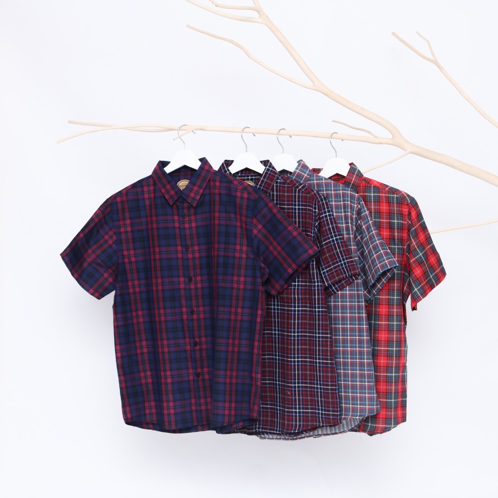 Kemeja Pria / kemeja casual / kemeja kantor / kemeja lengan pendek / kemeja dewasa / kemeja formal