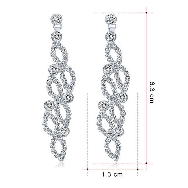 LRC Anting Tusuk White K Alloy Diamond Stud Earrings F72427