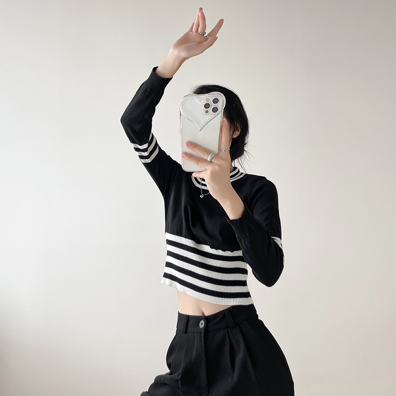 【Elegant】Minimalist Round Neck Pullovers Vintage Stripe Short Knitted Sweaters 7371