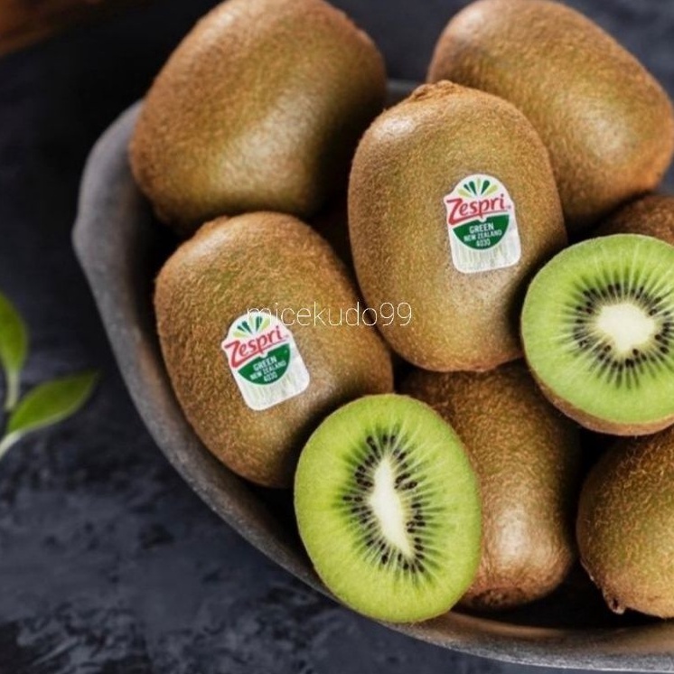 

BUAH KIWI HIJAU 250GR IMPORT SEGAR / GREEN KIWI FRESH FRUIT DENPASAR BALI