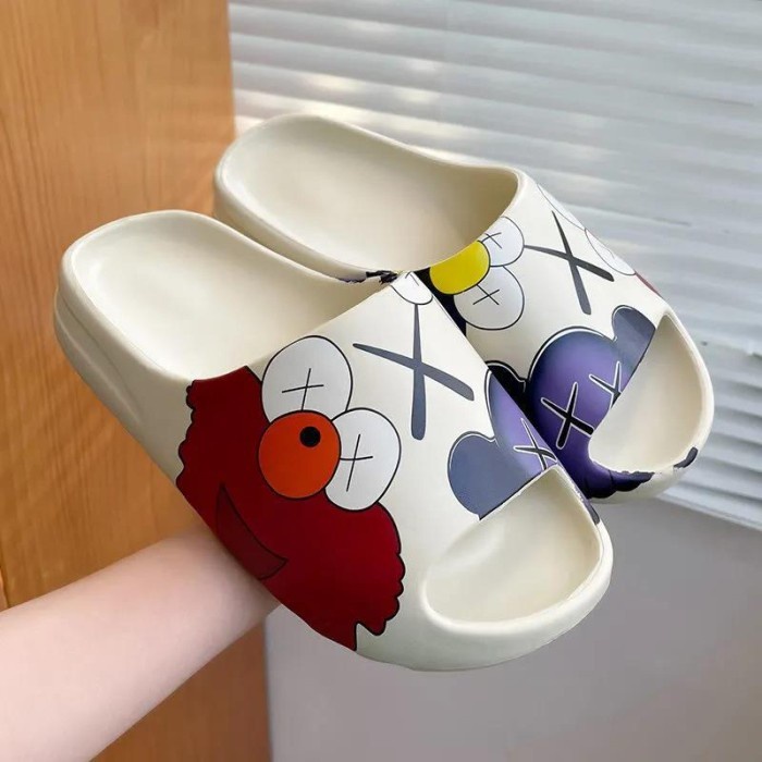 Sandal Yeezy Slide PREMIUM tebal 4.5CM ELMO KAWS X KARAKTER Korea Sendal pria dan wanita Empuk Anti 