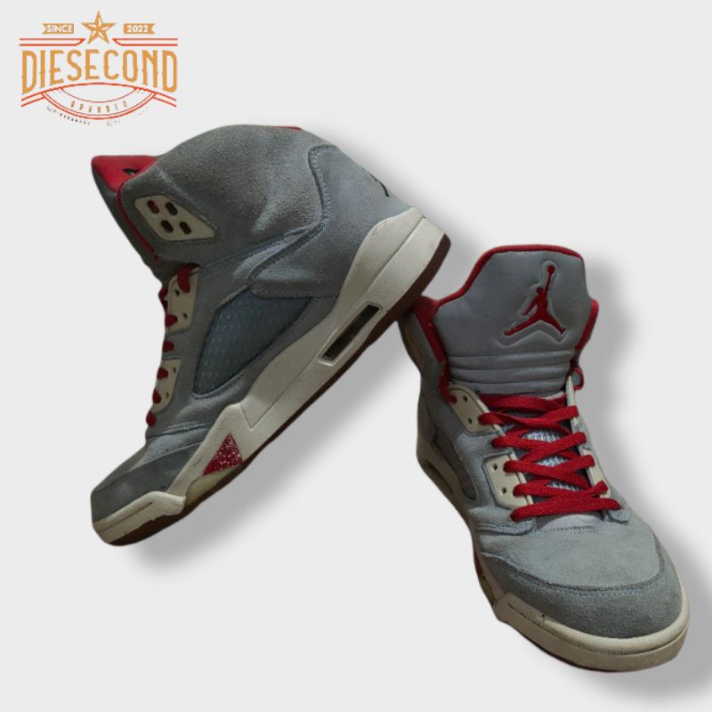 NIKE JORDAN 5 RETRO TROPHY ROOM