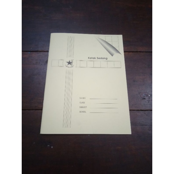 

buku kotak sedang 38 lembar per pcs