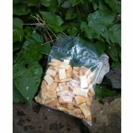 Patahan Almond Kartika Sari