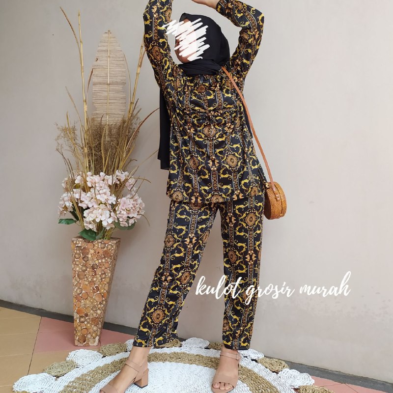 ONESET SETELAN MOTIF SULTAN / SATU SET BAJU DAN CELANA WANITA