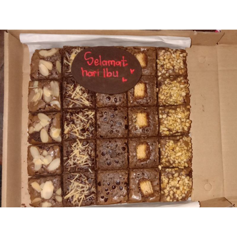 

Fudge Brownies 20x20