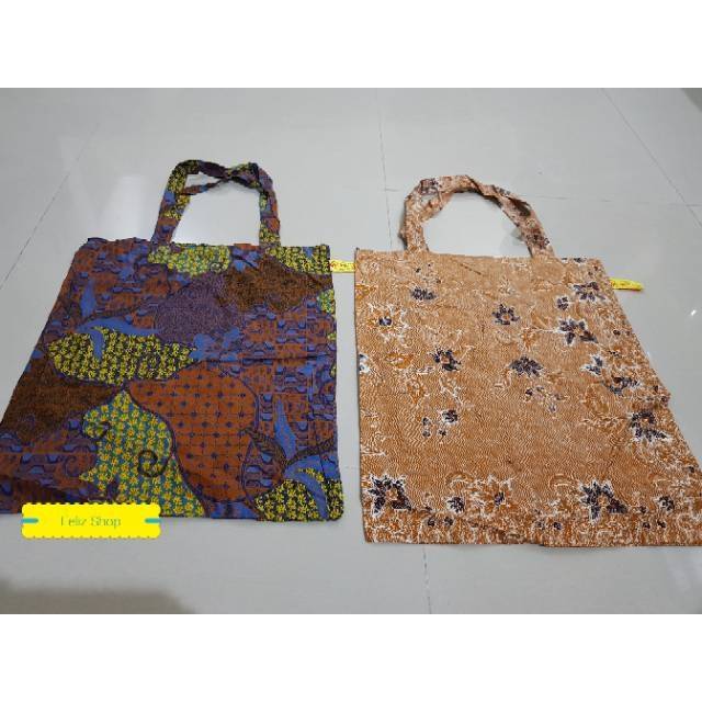 

Tas Batik Serba Guna