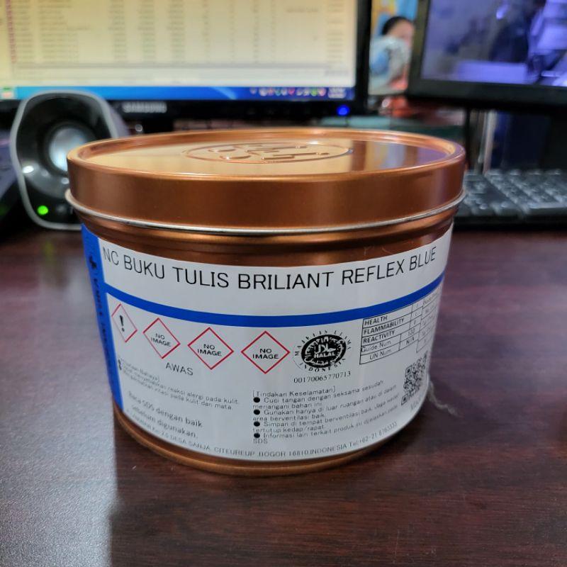

TINTA CEMANI TOKA / TINTA CETAK NC BUKU TULIS BRILIANT REFLEX BLUE