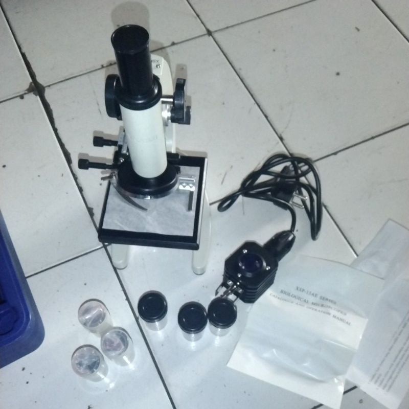 mikroskop cahaya pembesaran 1250x/mikroskop lanjutan 13ae