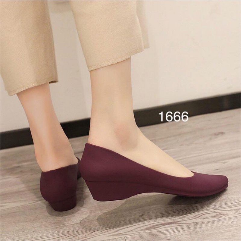 sepatu jelly 1666a