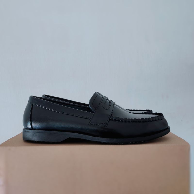 TOM'S - Sepatu Loafers Pria Kulit Asli Original - BCTI