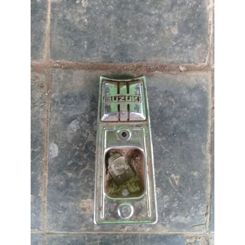 panel dada Suzuki FR70 jambul
