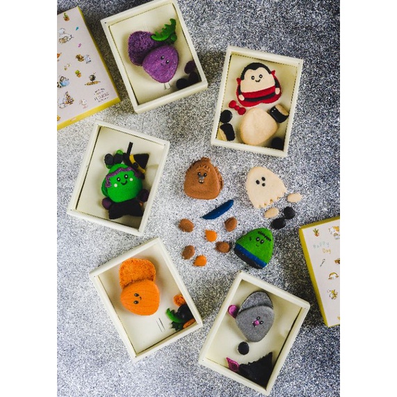 

Halloween cupcake activity
