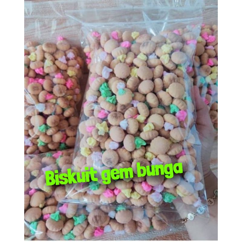 

Camilan jadoel biskuit gem bunga nyummy 250gr