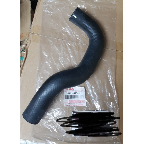 Selang atas radiator aerio