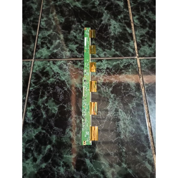 TCON - TICON - TIKON TV LCD LG 22LK311