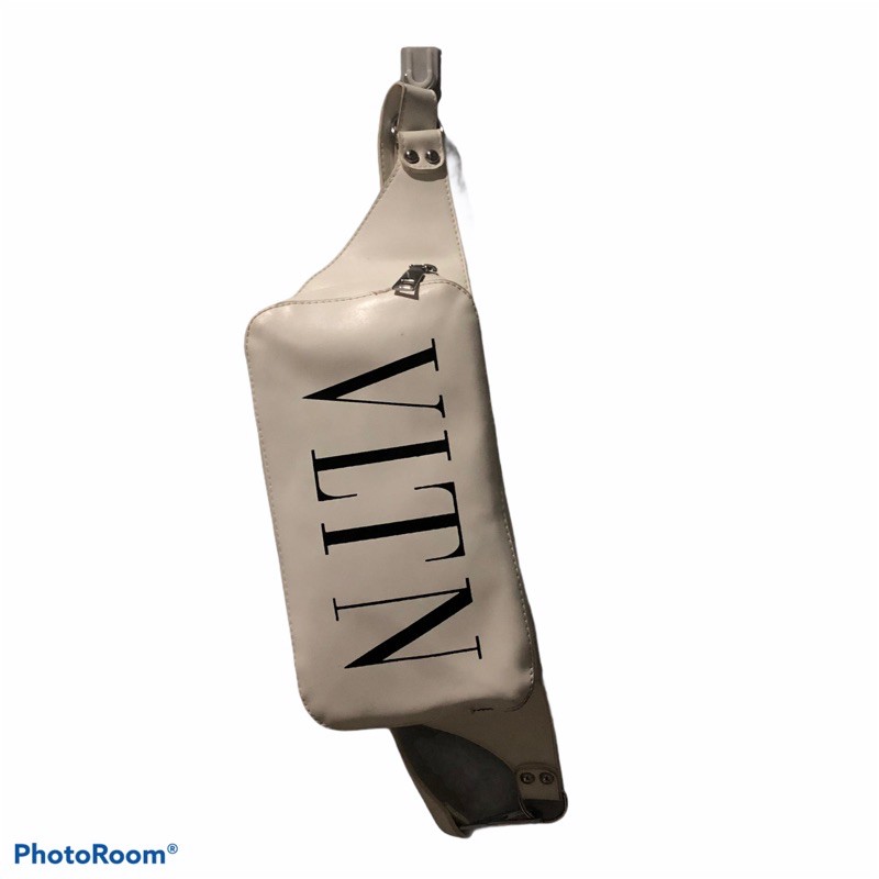 WaistBagValentinoPreloved